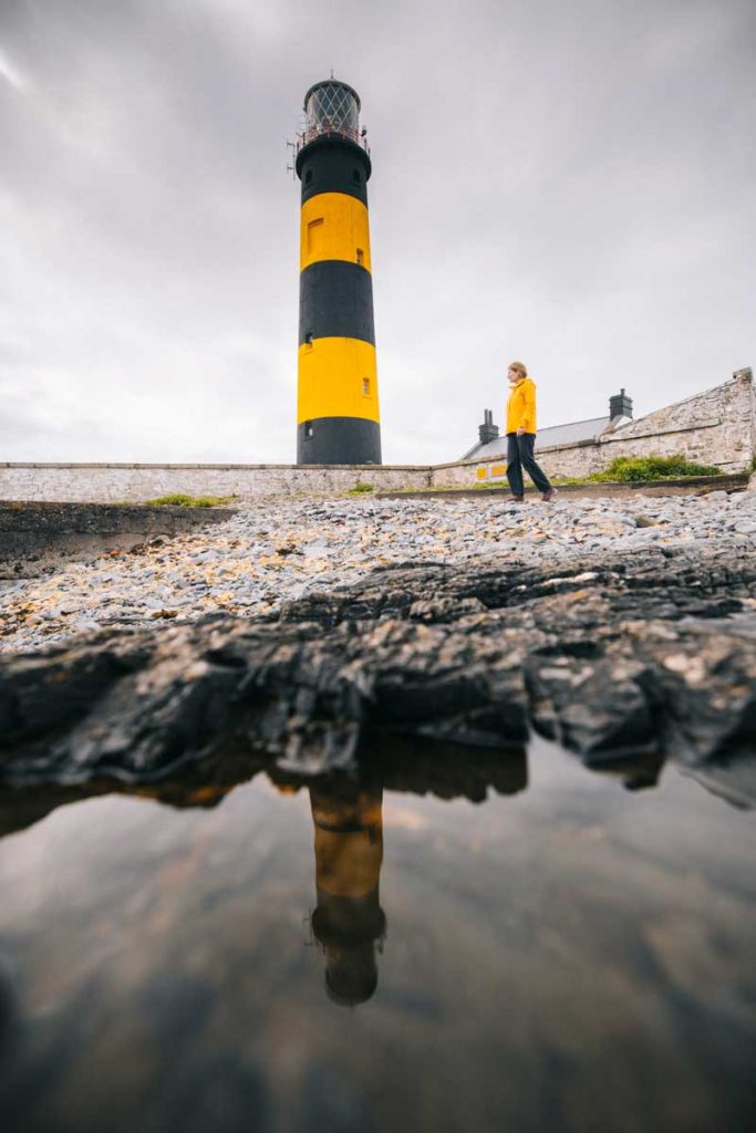 Road trip sur la Mourne Coastal Route: st John's Point lighthouse. crédit photo : Clara Ferrand - blog Wildroad